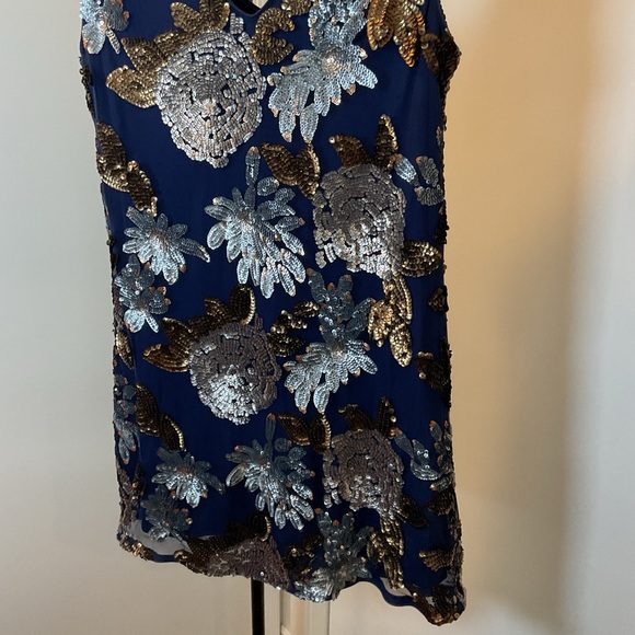 13. Alya Navy and Silver Floral Sequin Shift Party Mini Dress Size Large - Picture 9 of 9